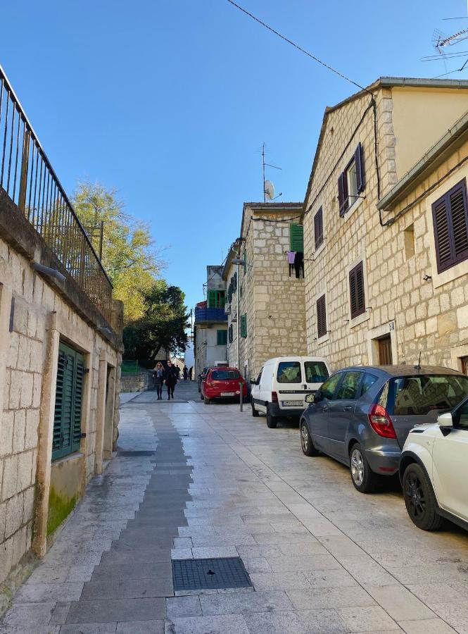 En-Suite Rose On Rokova Street - 5 Min Walk To The Old Town Of Split Exterior photo
