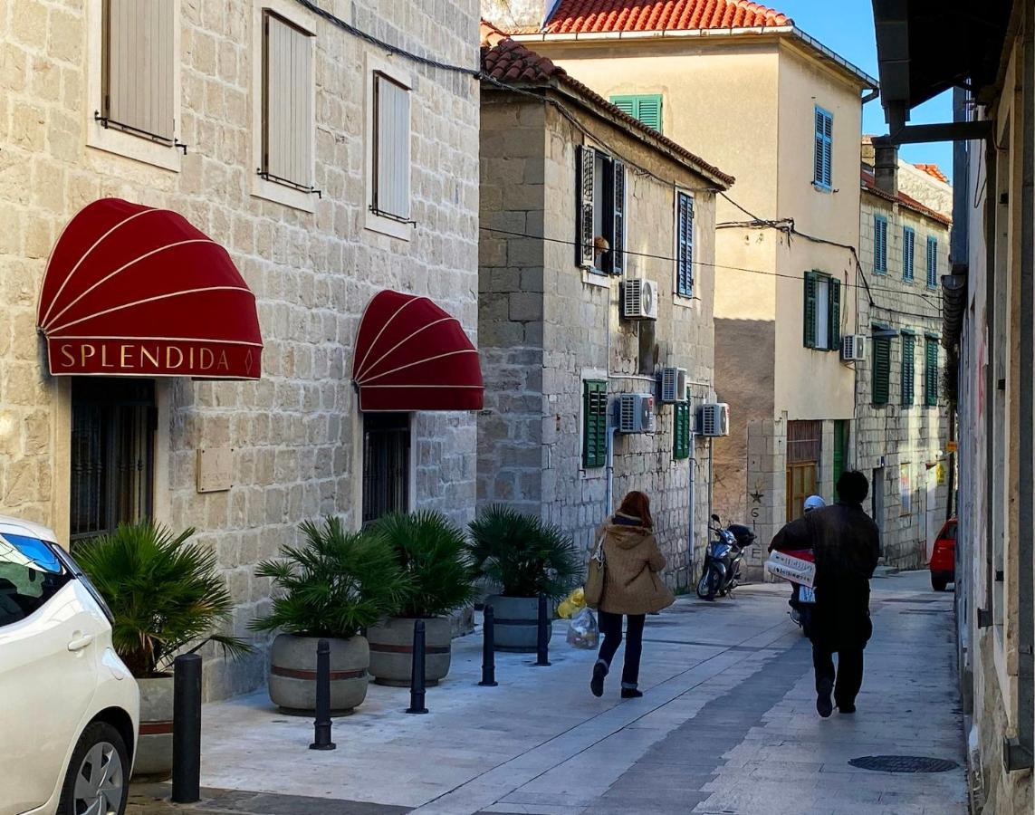 En-Suite Rose On Rokova Street - 5 Min Walk To The Old Town Of Split Exterior photo