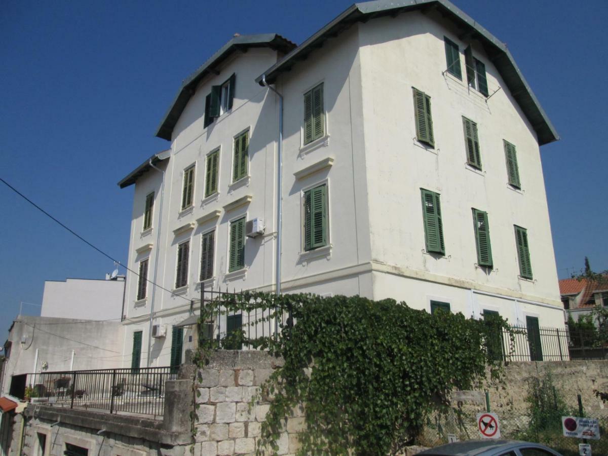 En-Suite Rose On Rokova Street - 5 Min Walk To The Old Town Of Split Exterior photo